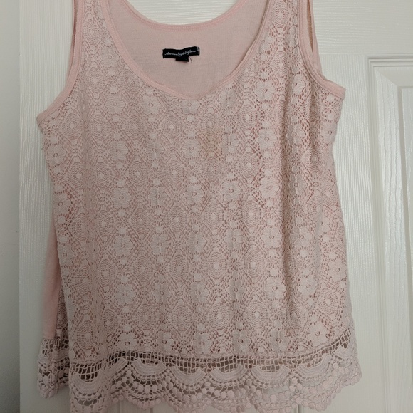 pink lace shirt - Picture 3 of 3